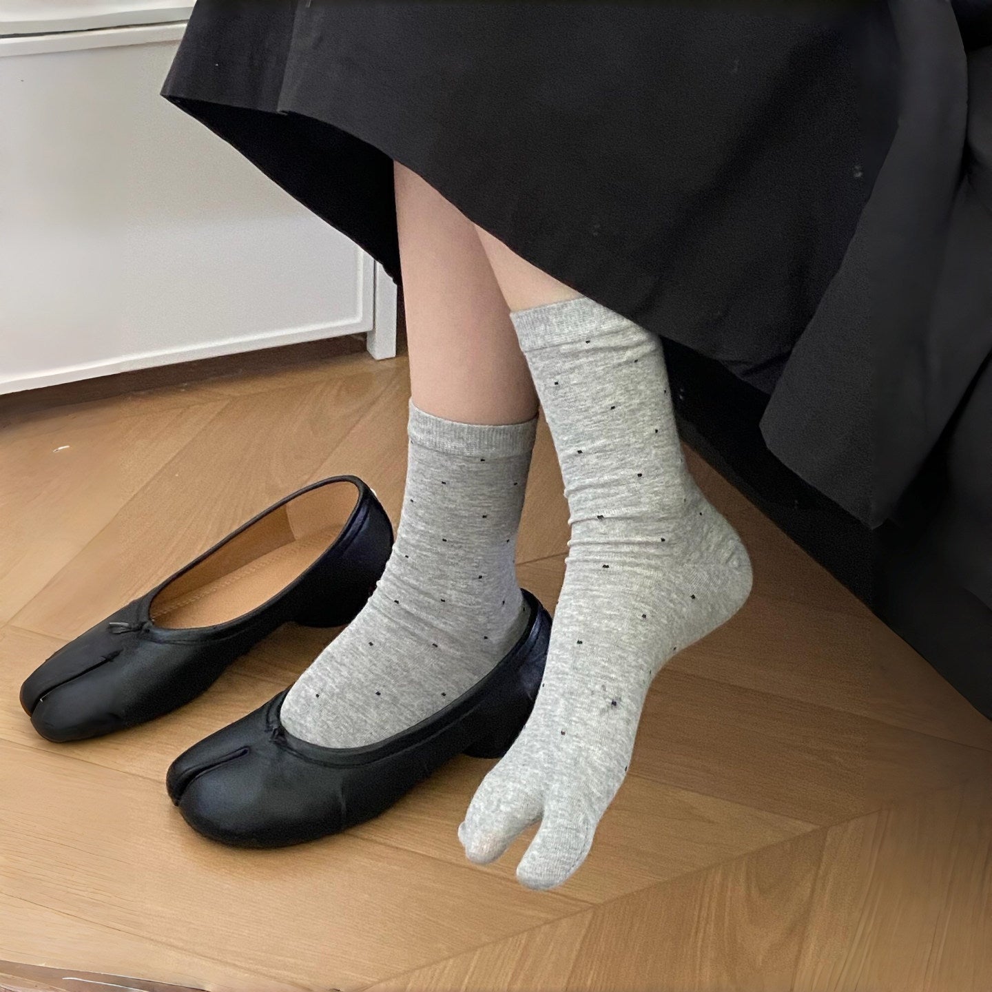 Polka Dot Split-Toe Mid-Calf Socks~ Perfect for Tabi Pig Hoof Shoes, Full of Cool Japanese Vibe