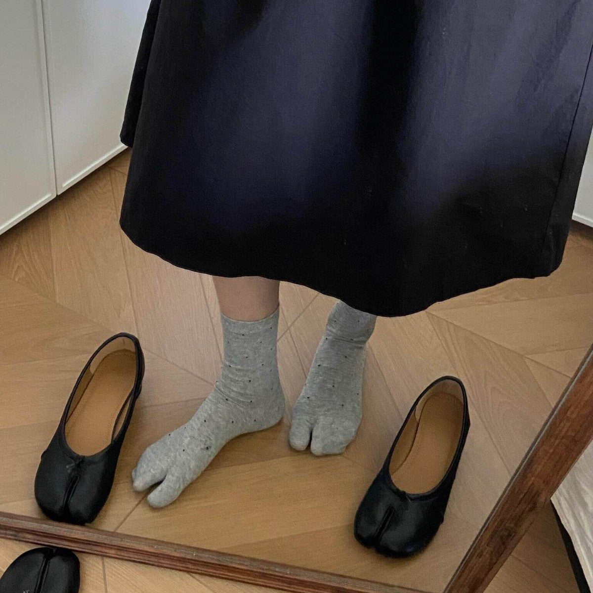 Polka Dot Split-Toe Mid-Calf Socks~ Perfect for Tabi Pig Hoof Shoes, Full of Cool Japanese Vibe